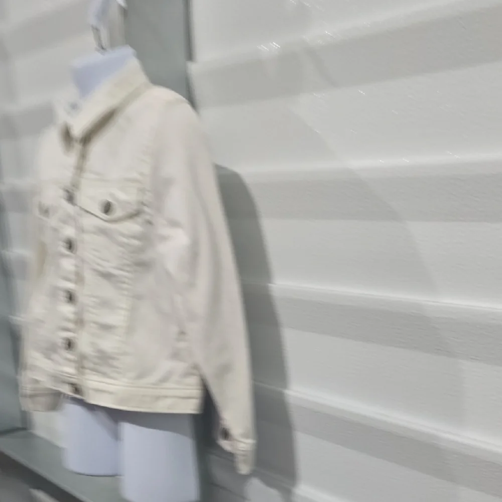 GAP White Jean‎ Jacket Cropped Denim Style Size 5 Years